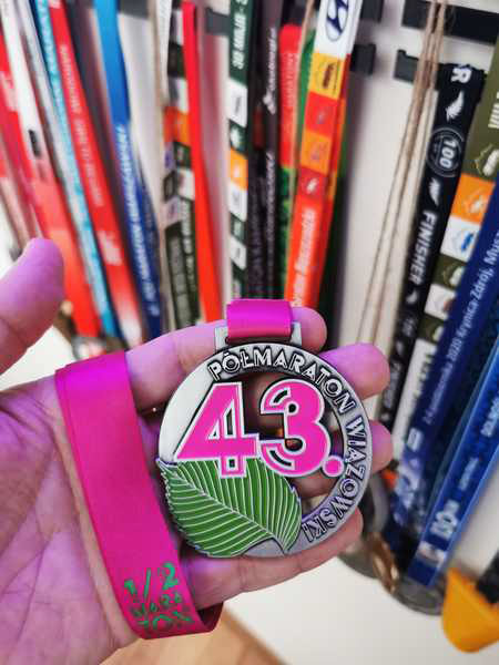 Medal z 43 półmaratonu wiązowskiego 2023